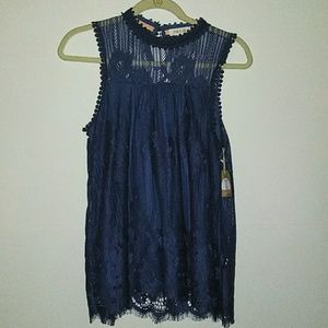 Nwt Taylor & Sage blue lace top
